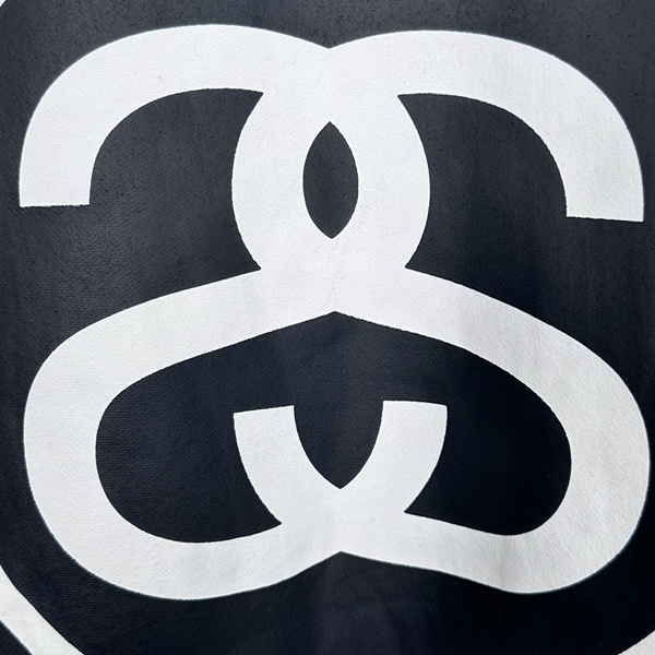 ブランドパーカー全体デザイン